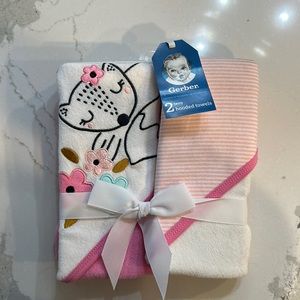 Gerber 2 Terry Hooded Towels